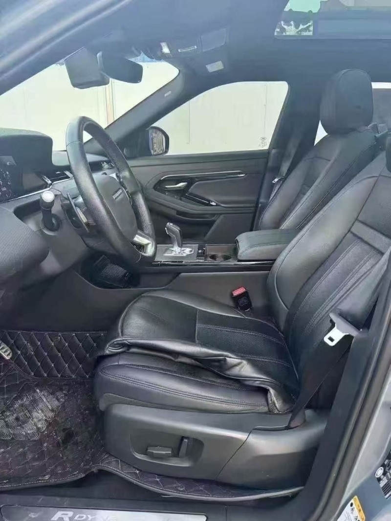 济宁20年路虎极光6