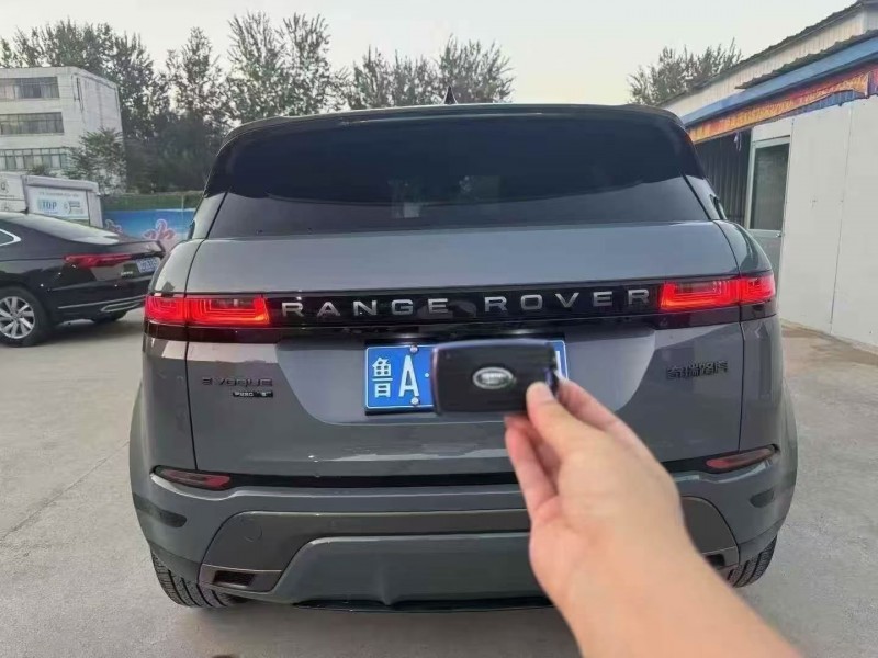 济宁20年路虎极光9