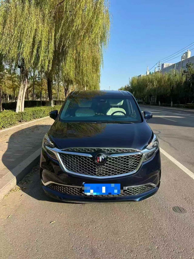 青岛20年别克GL81