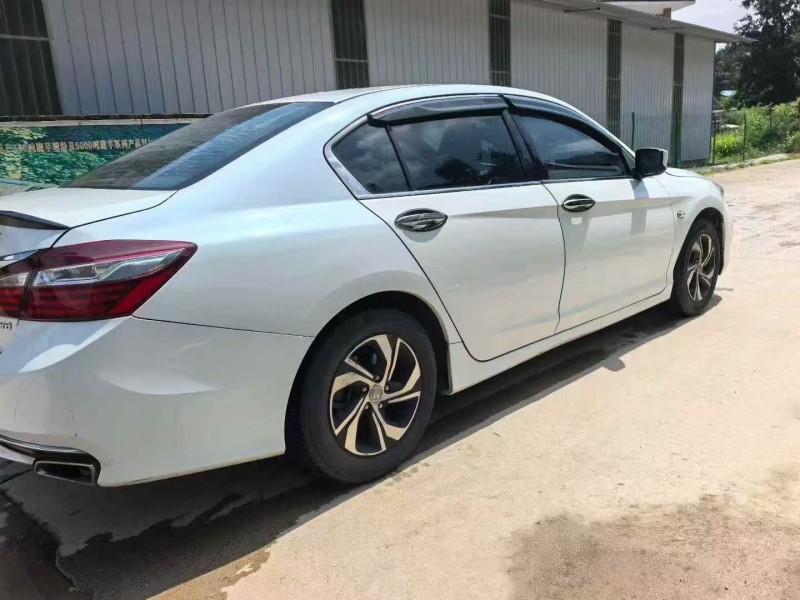 六盘水17年本田雅阁8