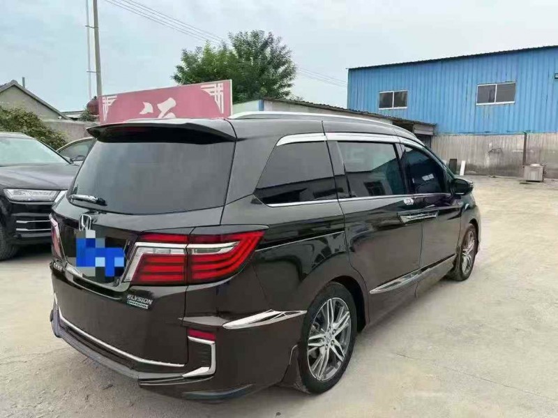 青岛20年本田艾力绅7