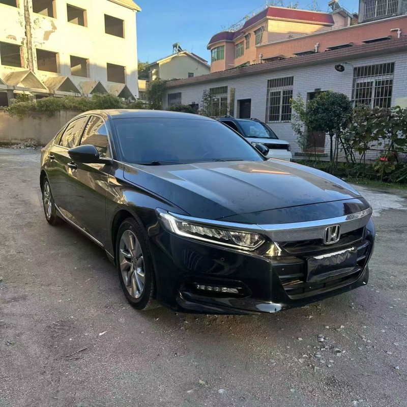 贵阳20年本田雅阁2