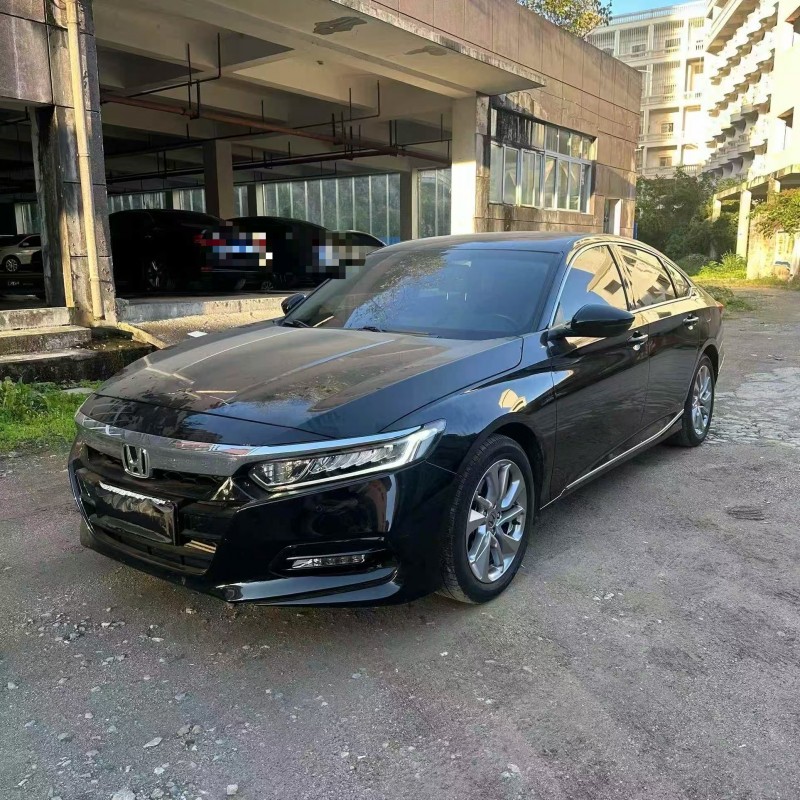 贵阳20年本田雅阁3