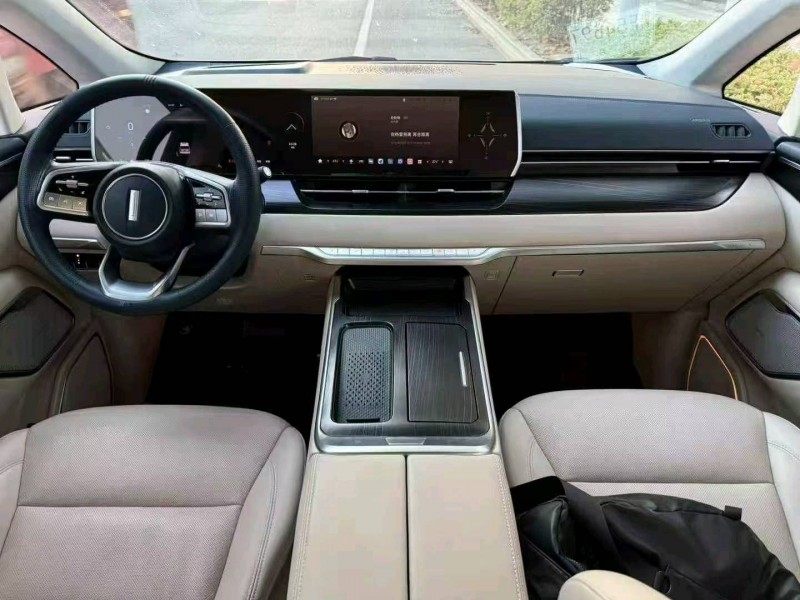 青岛24年长城汽车魏牌5