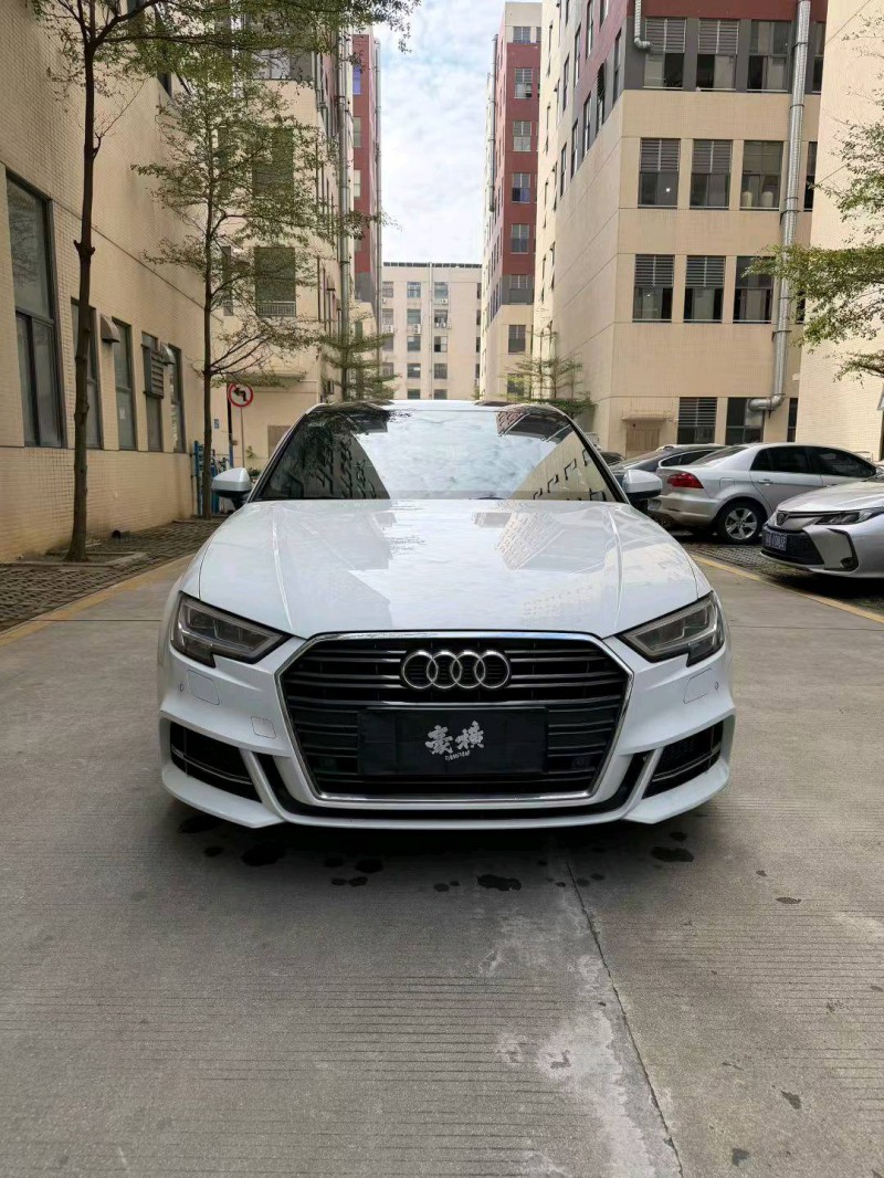佛山19年奥迪A31