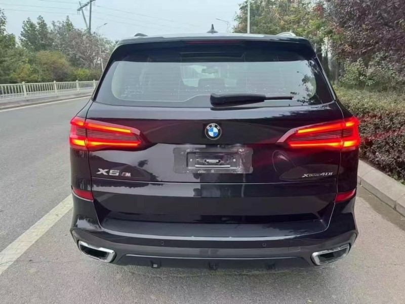 东营21年宝马X58