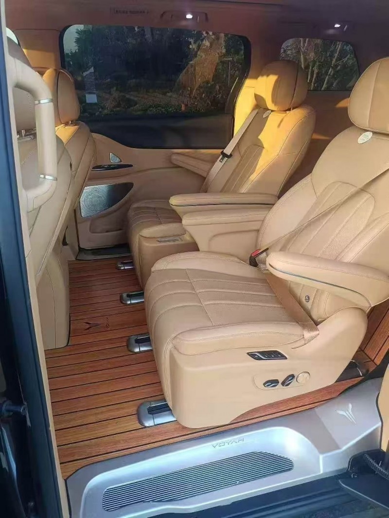 芜湖24年岚图汽车梦想家6