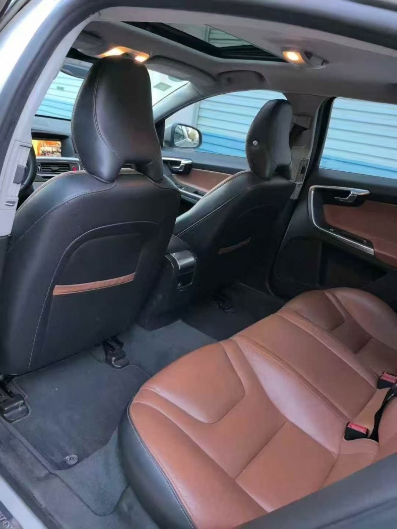 泰安18年沃尔沃S60L5