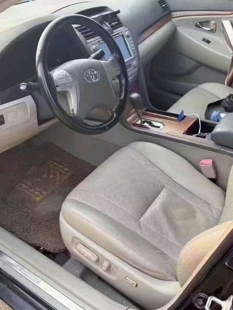 枣庄13年丰田凯美瑞4