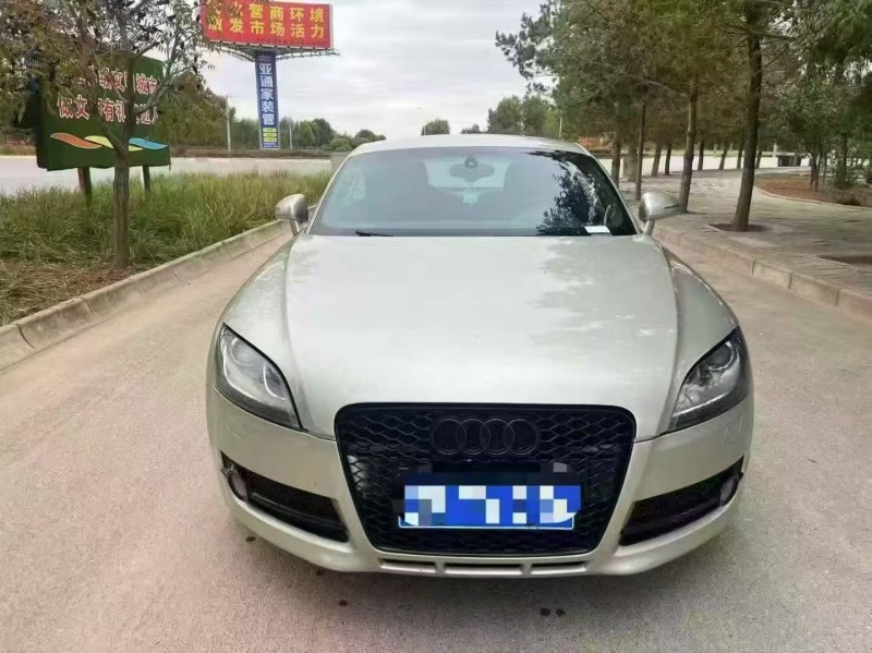 绍兴12年奥迪TT1