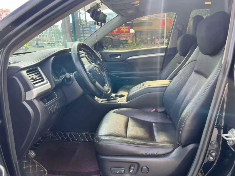 珠海16年丰田汉兰达4