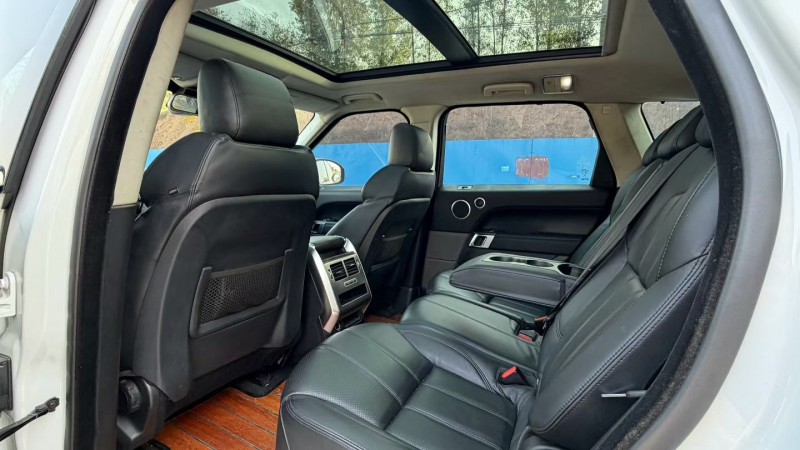 青岛15年路虎揽胜运动6