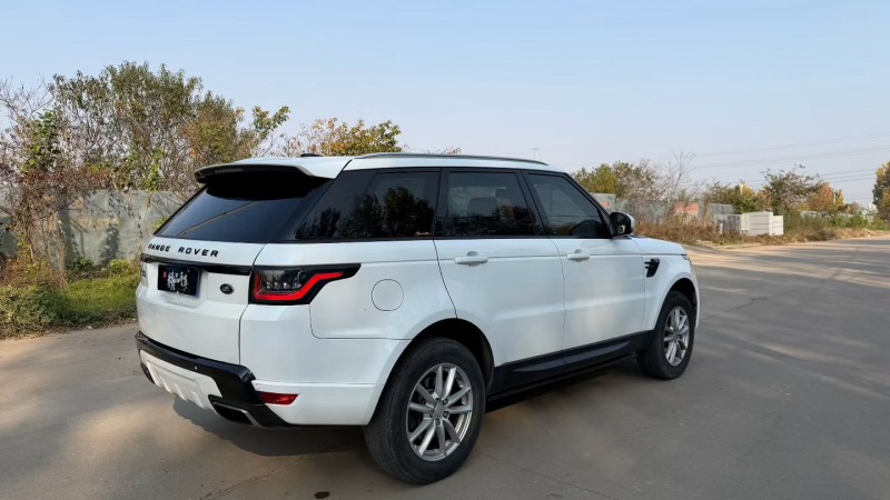 青岛15年路虎揽胜运动8