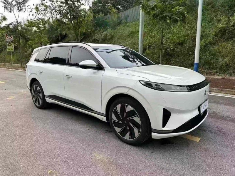 南宁24年东风奕派2