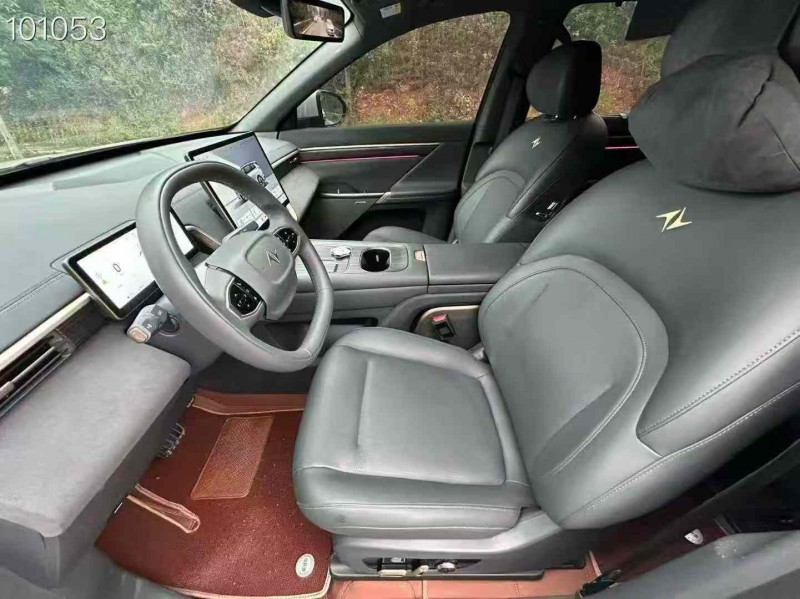 南宁24年东风奕派4