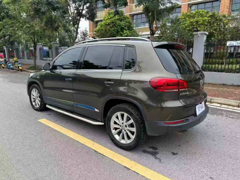 南宁18年大众途观7