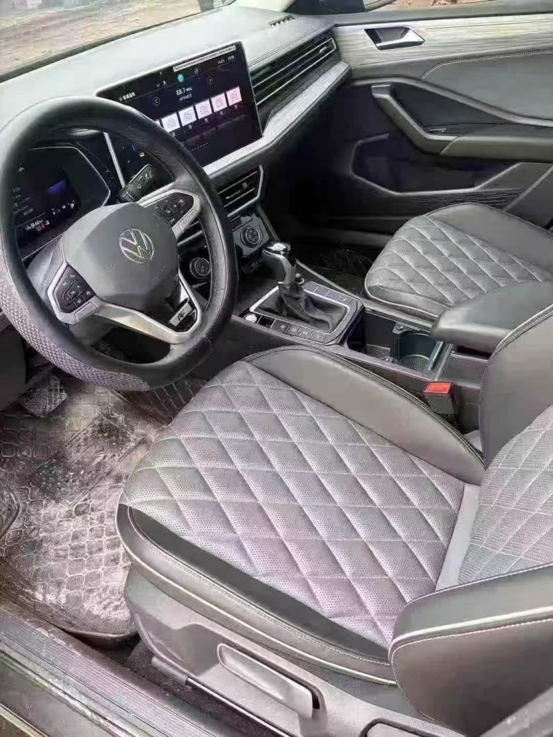 济宁24年大众速腾5