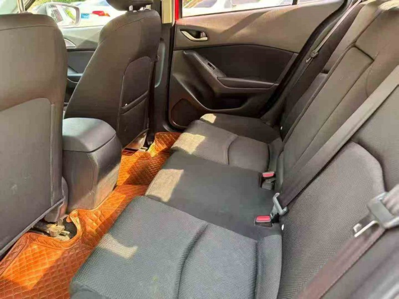 南宁18年马自达昂克赛拉6