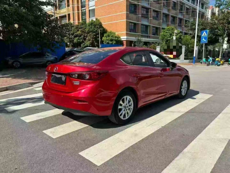 南宁18年马自达昂克赛拉8