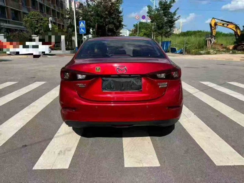 南宁18年马自达昂克赛拉9