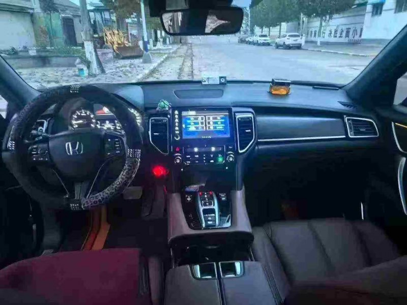 大同21年本田URV6