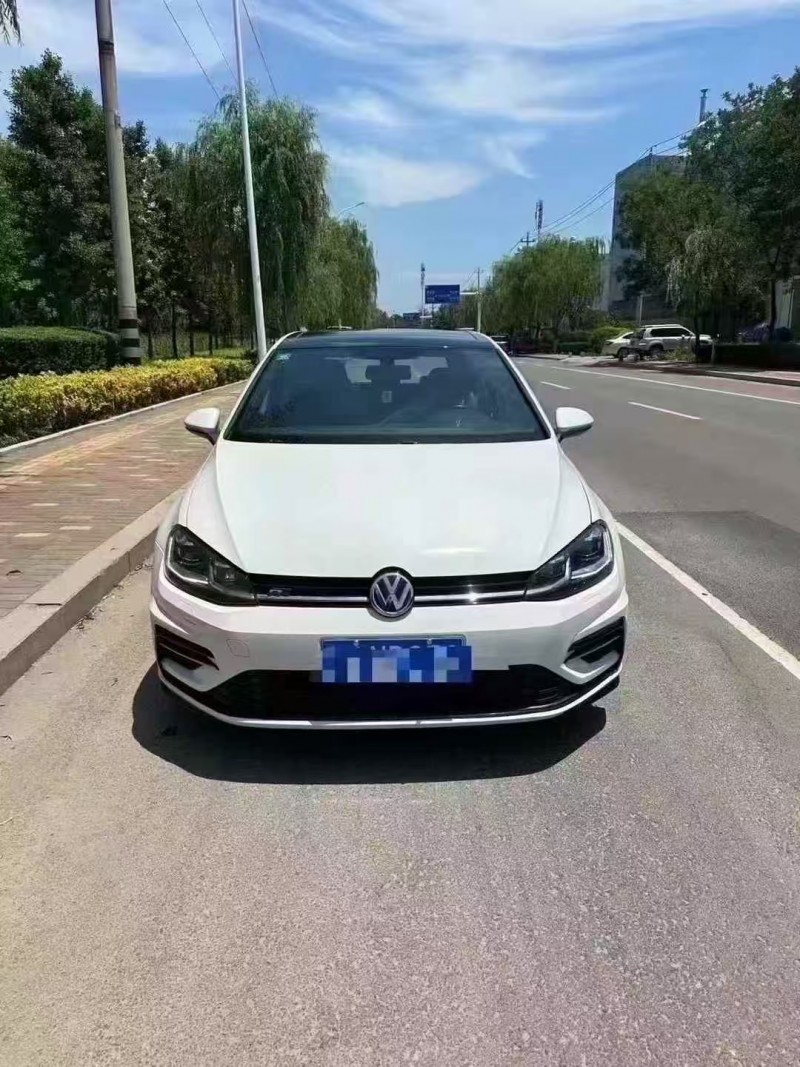 济宁20年大众高尔夫1