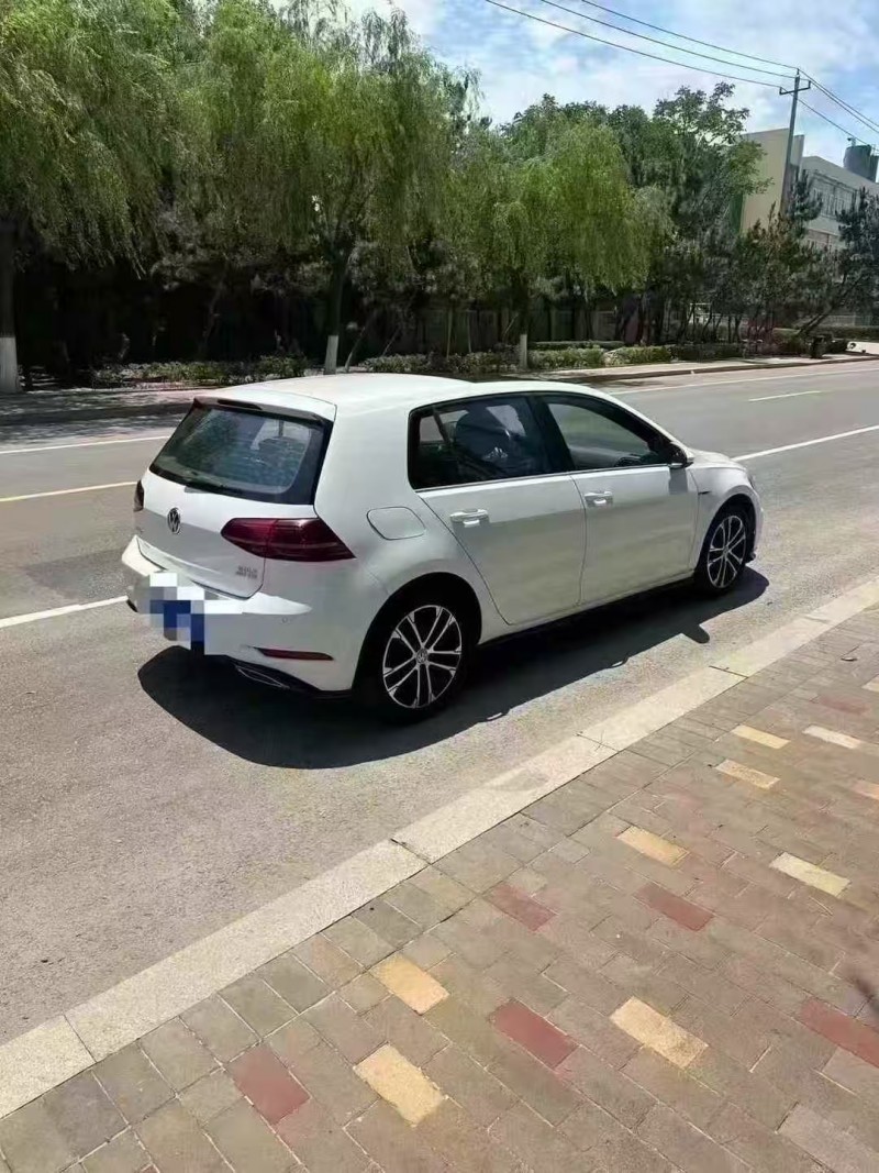 济宁20年大众高尔夫7