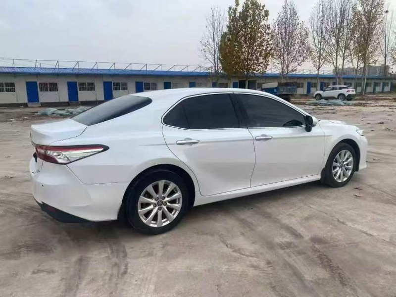 东营20年丰田凯美瑞8