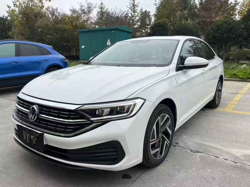 襄阳25年大众速腾9