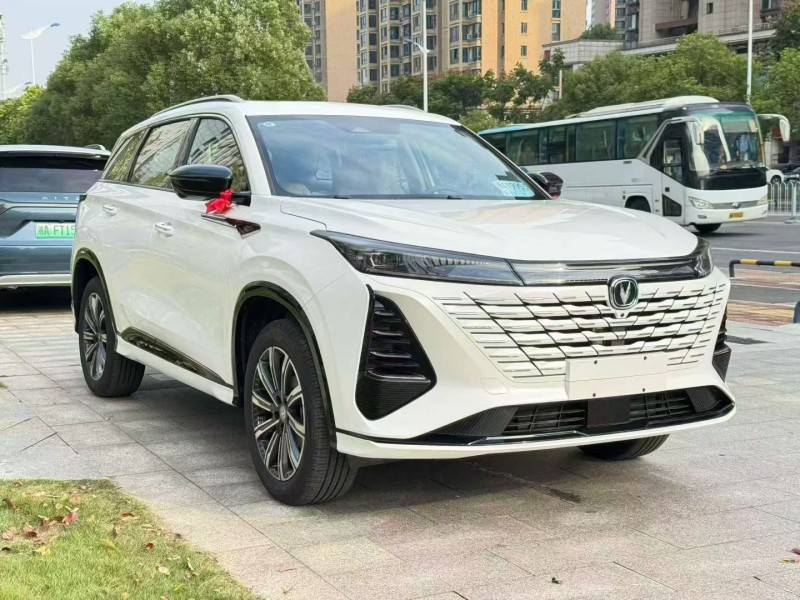 邵阳25年长安汽车CS753