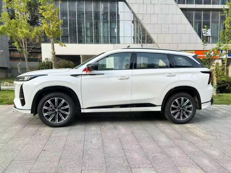 邵阳25年长安汽车CS754