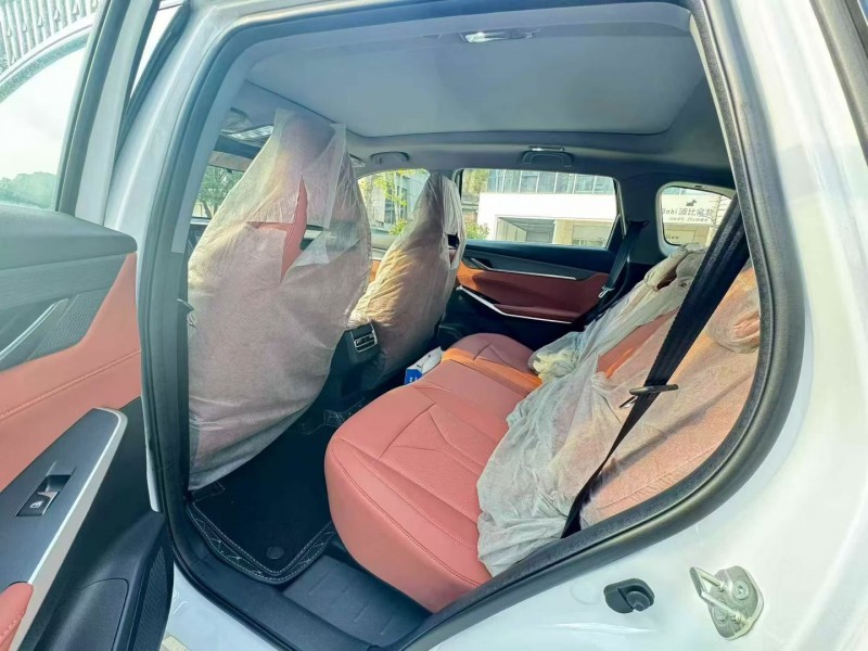 邵阳25年长安汽车CS757