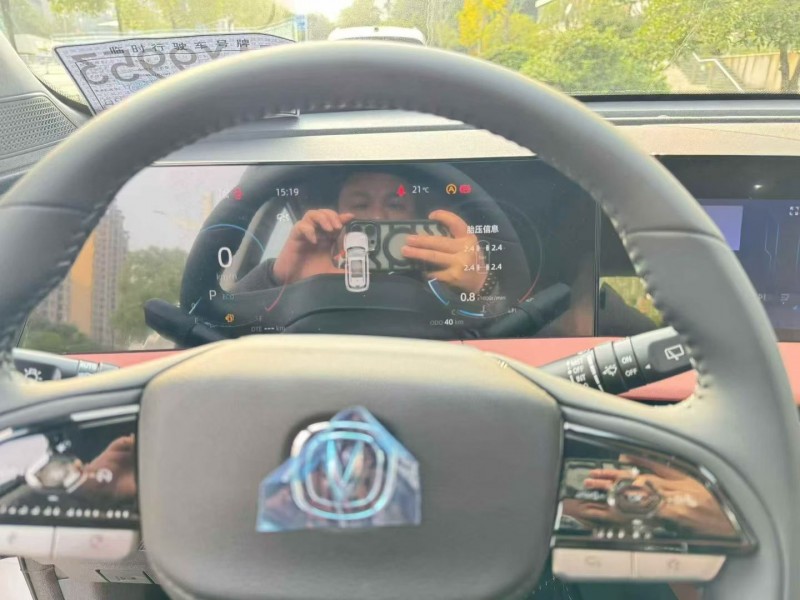 邵阳25年长安汽车CS758