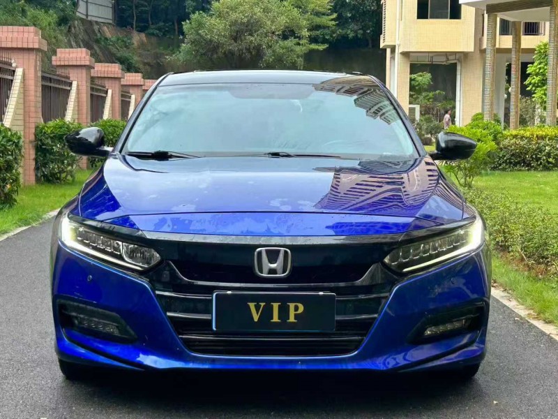 东莞21年本田雅阁1