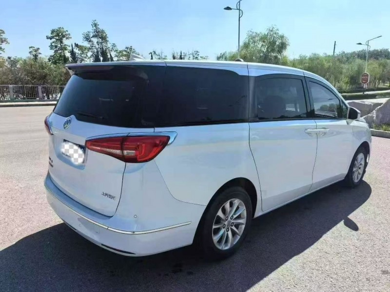 枣庄19年别克GL87