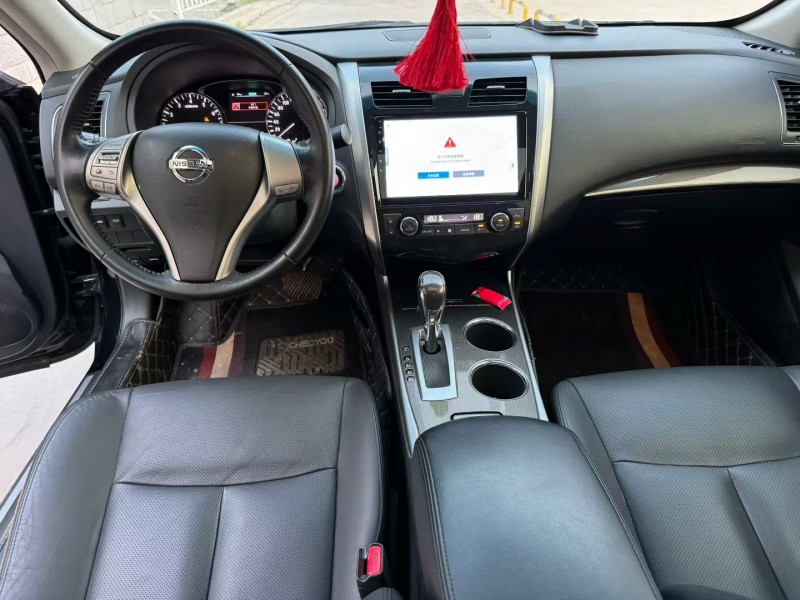 平顶山16年日产天籁7