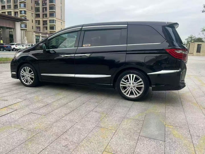 南昌17年本田艾力绅3