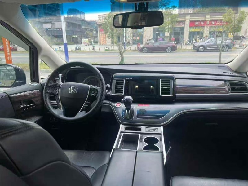 南昌17年本田艾力绅4