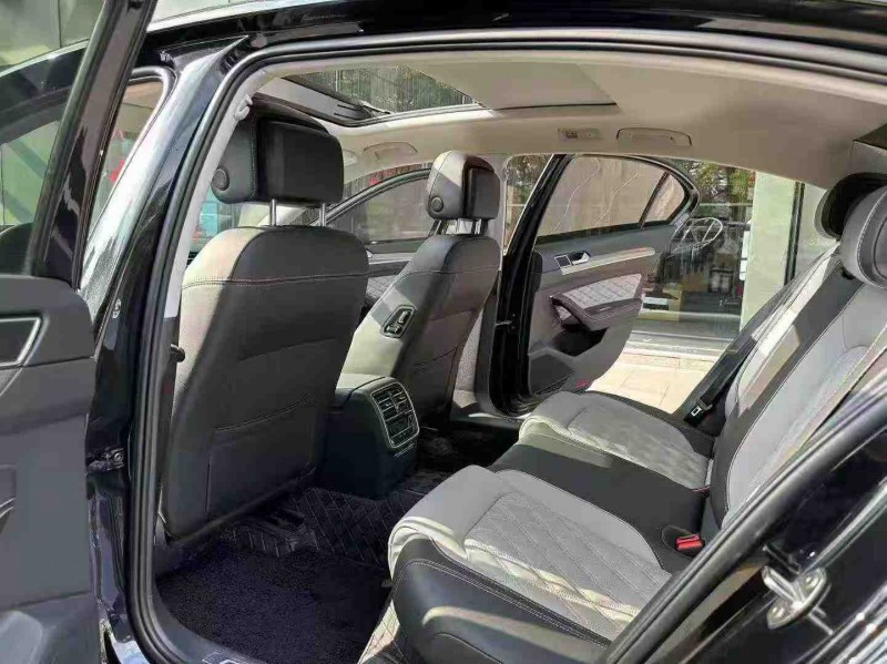 深圳23年大众迈腾4