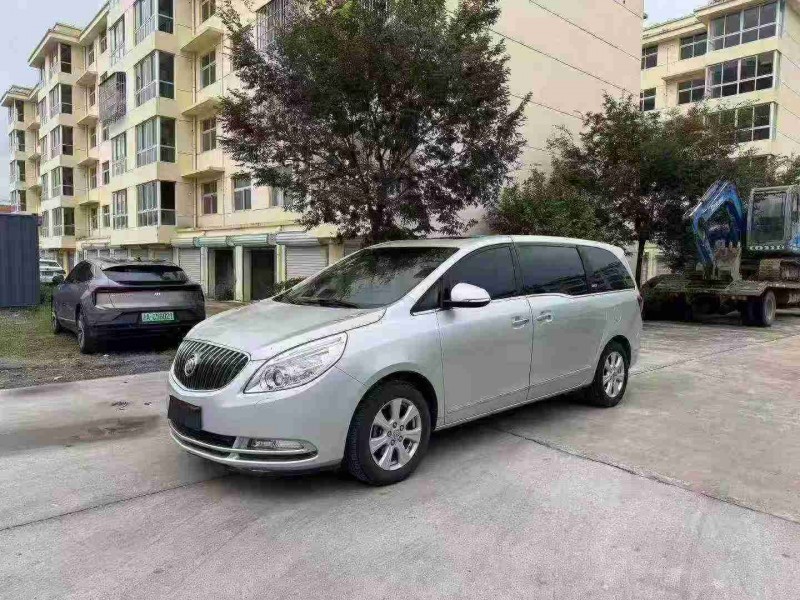 徐州17年别克GL83