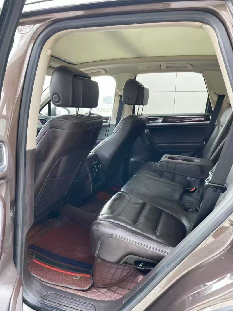 运城13年大众途锐4