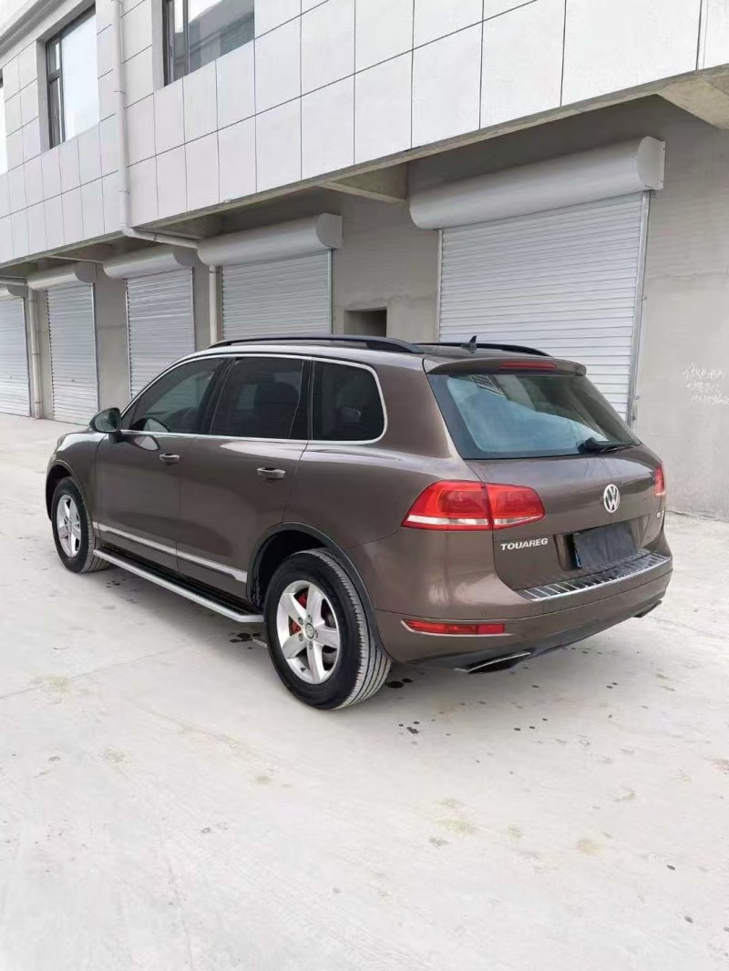 运城13年大众途锐7