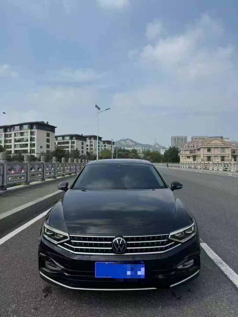 青岛23年大众迈腾1