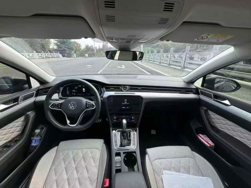 青岛23年大众迈腾4