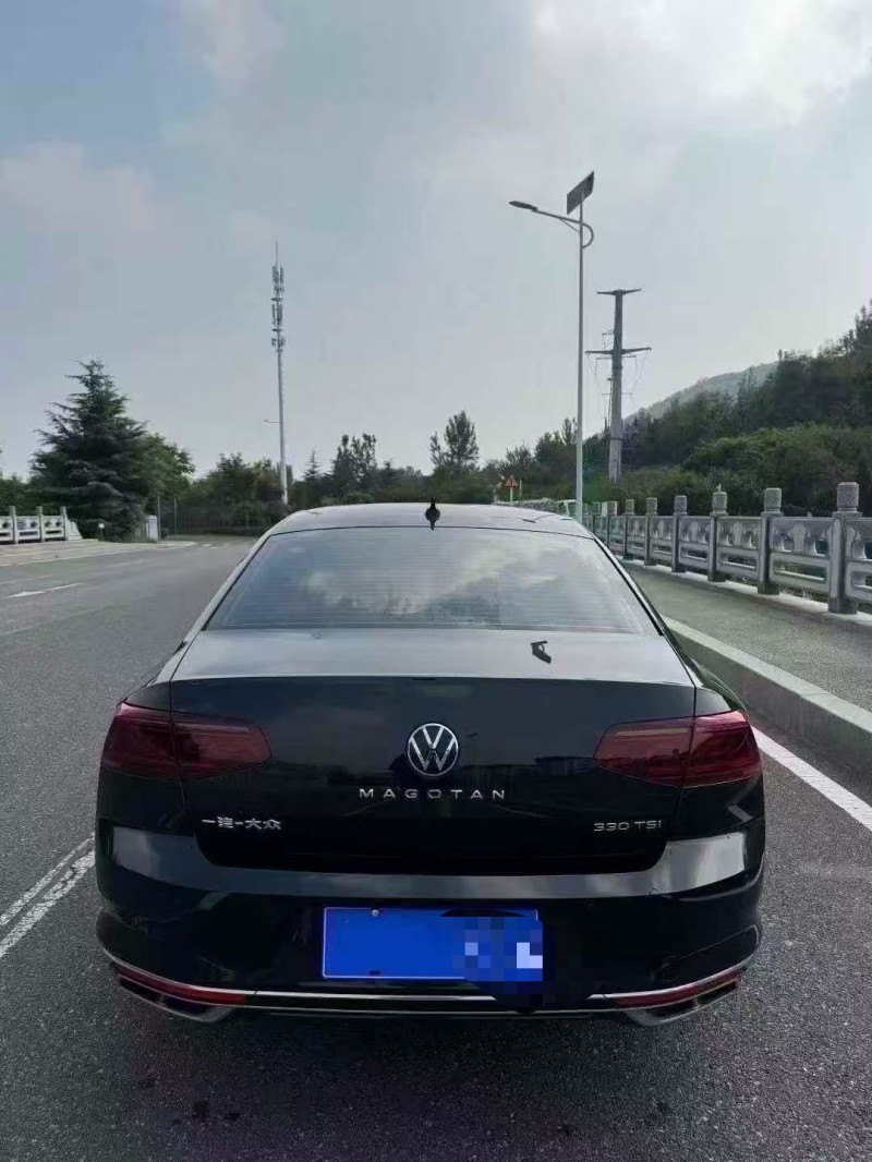 青岛23年大众迈腾9