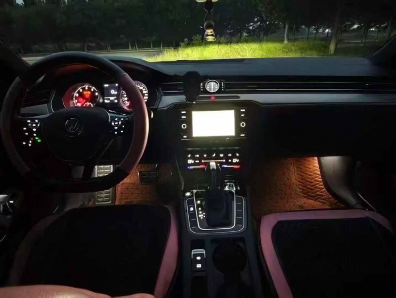 青岛20年大众CC6