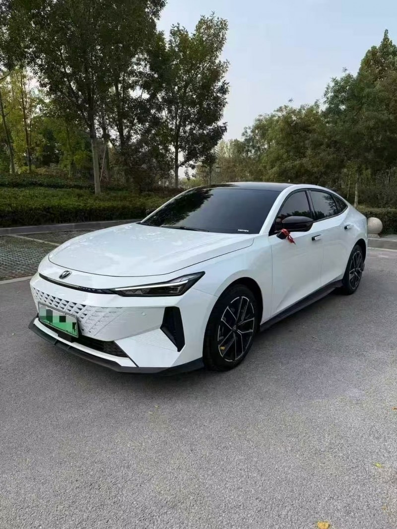 枣庄25年长安汽车UNI2