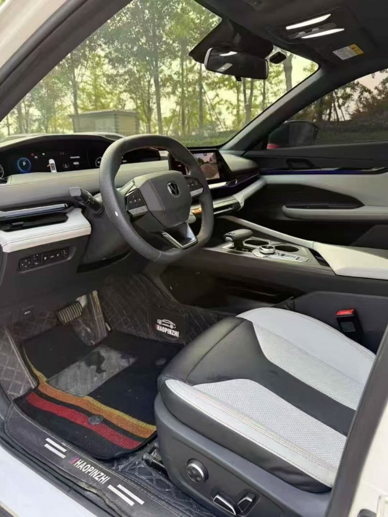 枣庄25年长安汽车UNI5