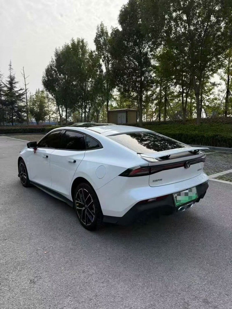 枣庄25年长安汽车UNI9