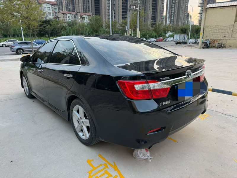 平顶山15年丰田凯美瑞8